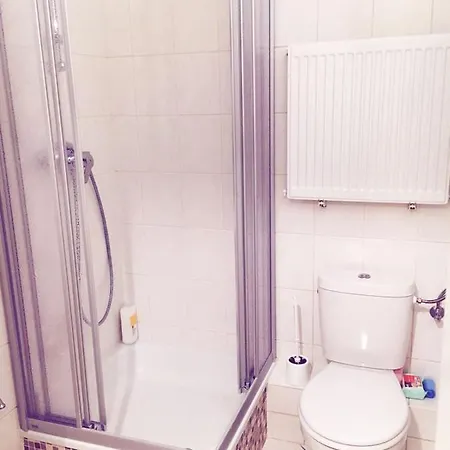 Appartamento Cozy - King Bed - Netflix - Projector - Fast Wi-fi Lussemburgo