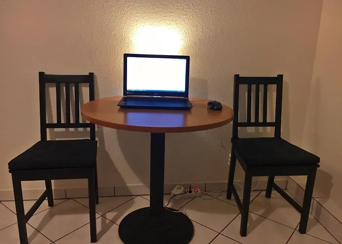 Apartman Cozy - King Bed - Netflix - Projector - Fast Wi-fi *