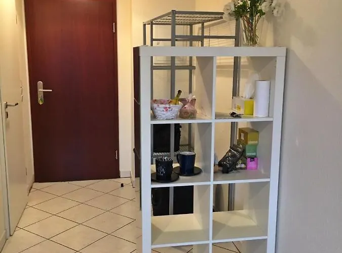 Cozy - King Bed - Netflix - Projector - Fast Wi-fi *